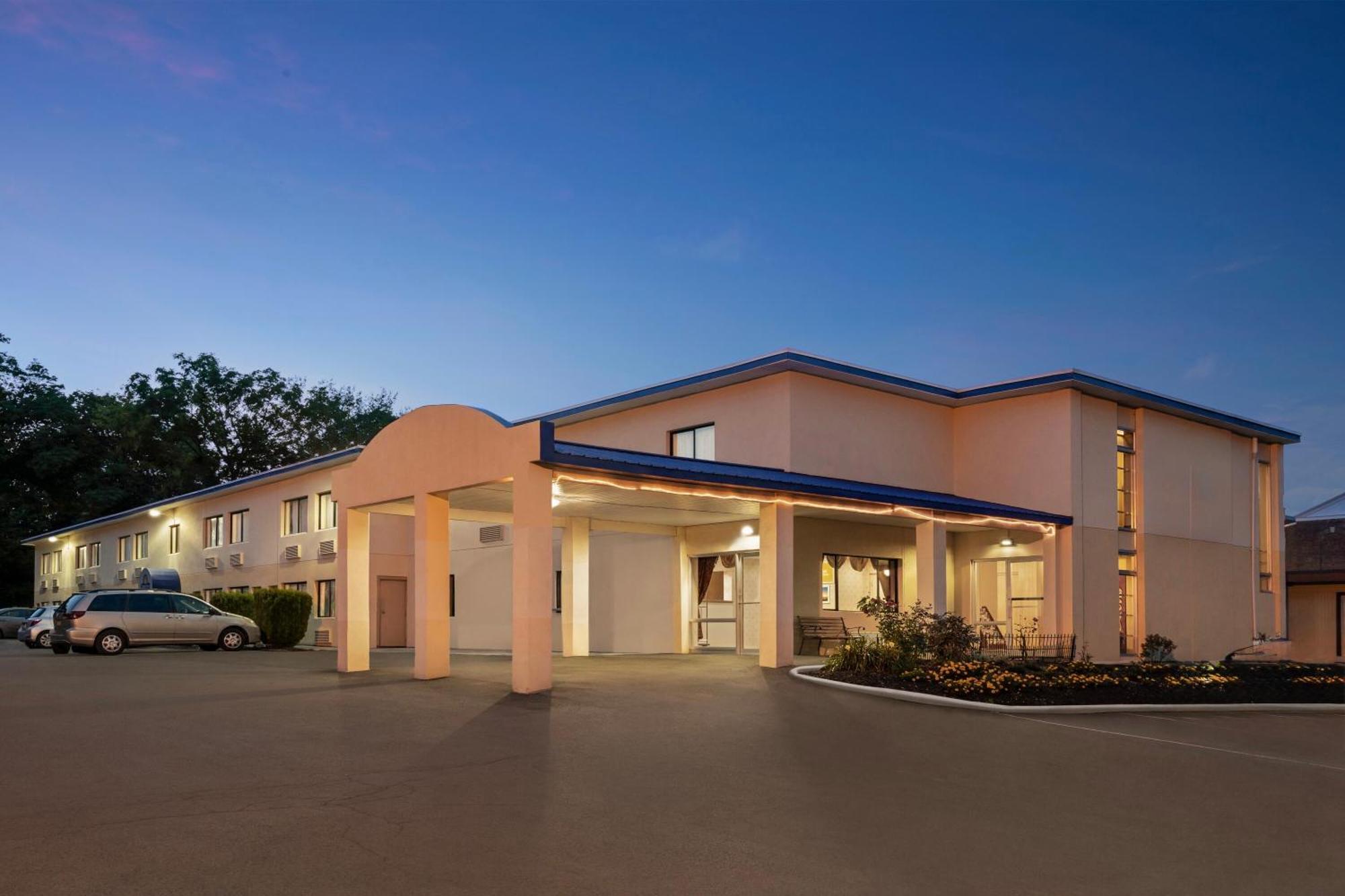 The Cayuga Inn At The Finger Lakes Оберн Екстер'єр фото